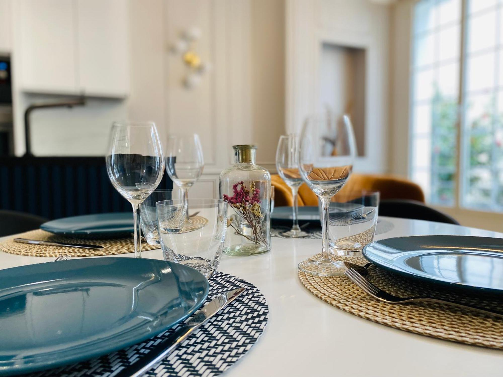 Appartement Apollinaire Au Coeur De Lorient Esterno foto
